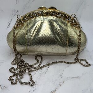 LE-ANN Vintage Gold Leather Evening Bag in Gold w/Chain and Snap Click Closure